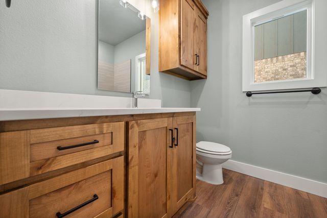 1121 N 6th Street, Wolfforth, TX 79382