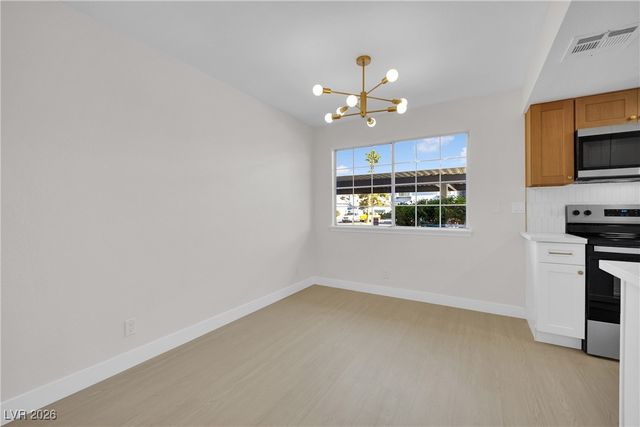 5841 Medallion Drive 102, Las Vegas, NV 89122