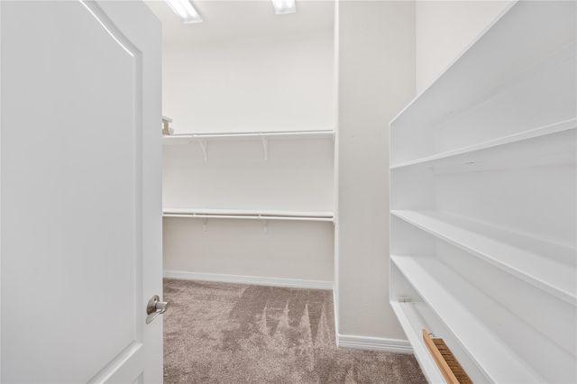 907 Mckinney Park Lane, Houston, TX 77003