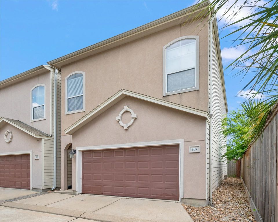 907 Mckinney Park Lane, Houston, TX 77003