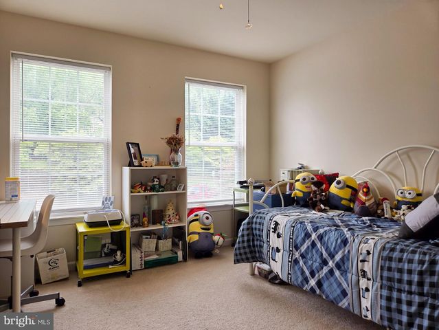 808 SYCAMORE RD, Mohnton, PA 19540