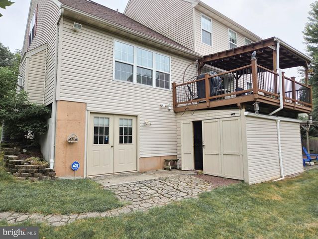 808 SYCAMORE RD, Mohnton, PA 19540