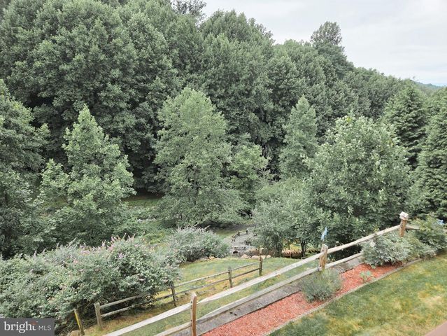 808 SYCAMORE RD, Mohnton, PA 19540