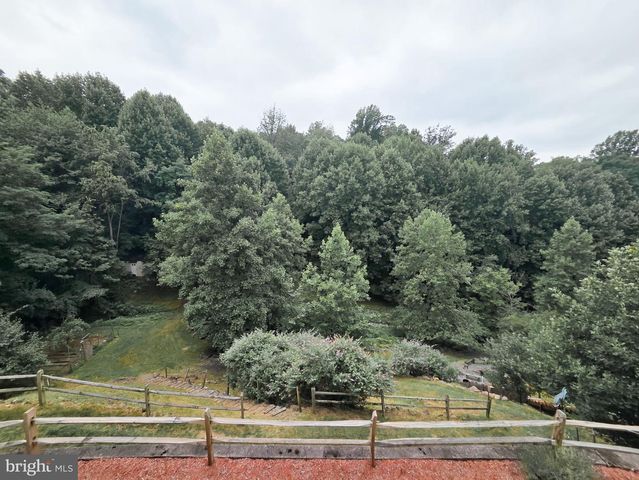 808 SYCAMORE RD, Mohnton, PA 19540