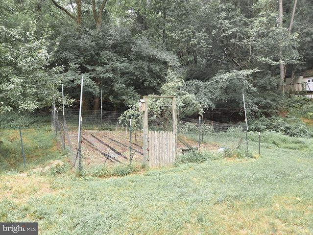 808 SYCAMORE RD, Mohnton, PA 19540