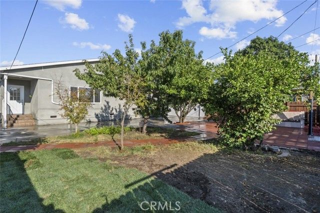 325 N Glenwood Place, Burbank, CA 91506