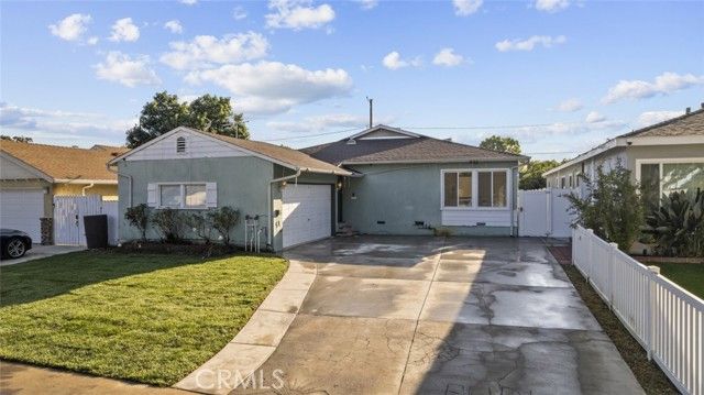 325 N Glenwood Place, Burbank, CA 91506