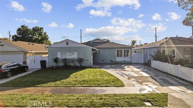 325 N Glenwood Place, Burbank, CA 91506