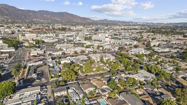 325 N Glenwood Place, Burbank, CA 91506