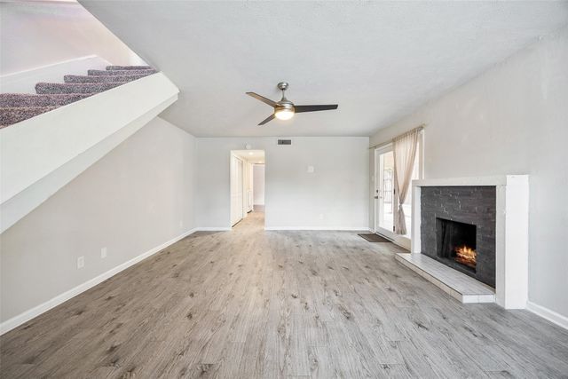2108 Via Madonna, Carrollton, TX 75006