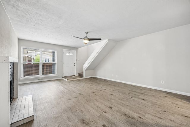 2108 Via Madonna, Carrollton, TX 75006