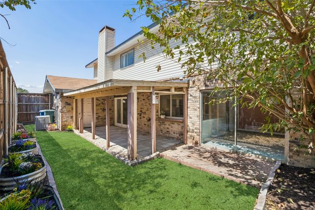 2108 Via Madonna, Carrollton, TX 75006