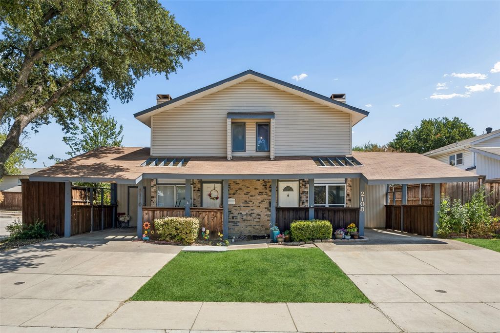2108 Via Madonna, Carrollton, TX 75006
