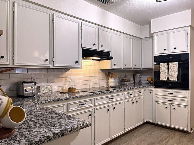 1105 La Villeta Street, Mexia, TX 76667