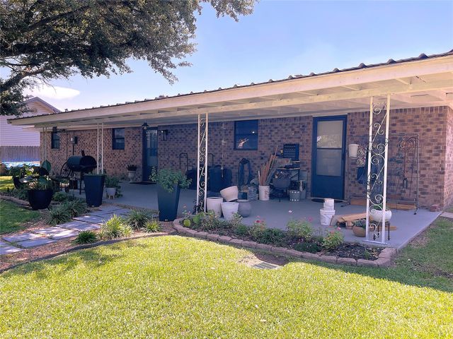 1105 La Villeta Street, Mexia, TX 76667