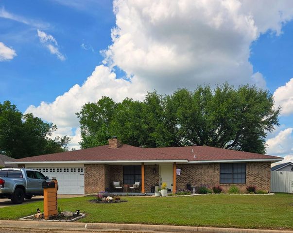 1105 La Villeta Street, Mexia, TX 76667