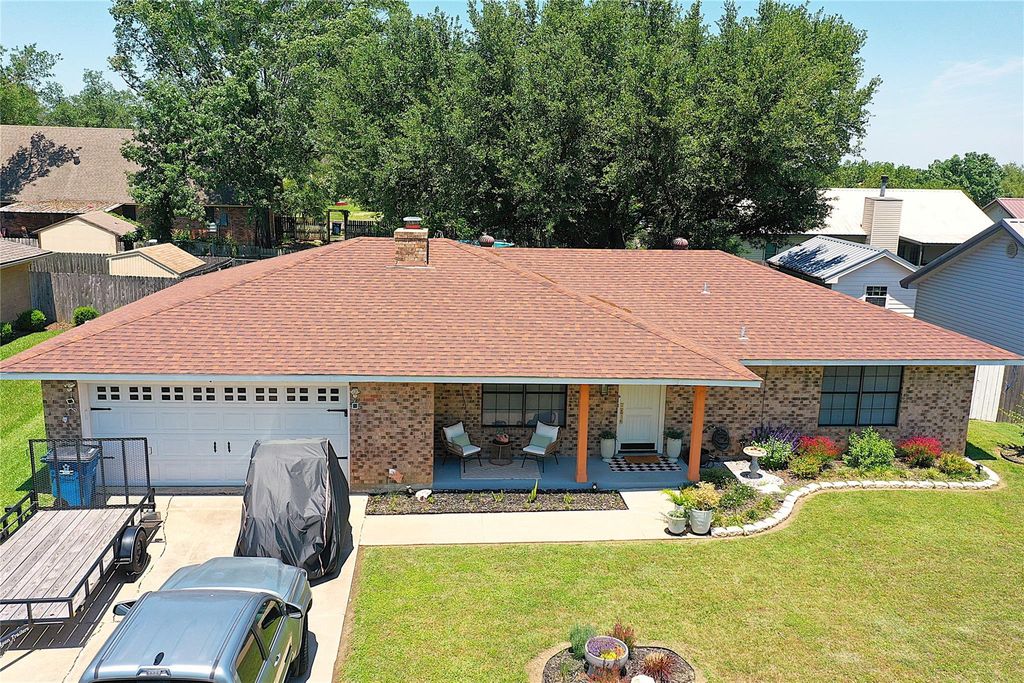 1105 La Villeta Street, Mexia, TX 76667
