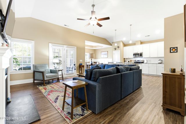 420 Arden Drive, Hampstead, NC 28443