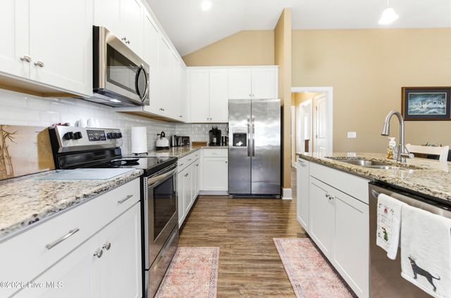 420 Arden Drive, Hampstead, NC 28443