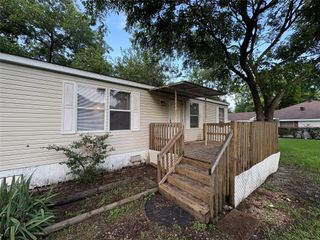 307 W Merritt Avenue, Garrett, TX 75119