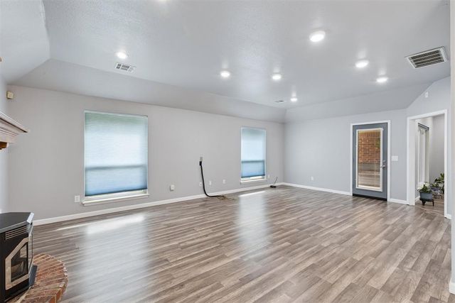 11500 Sheffield Street, Midwest City, OK 73130