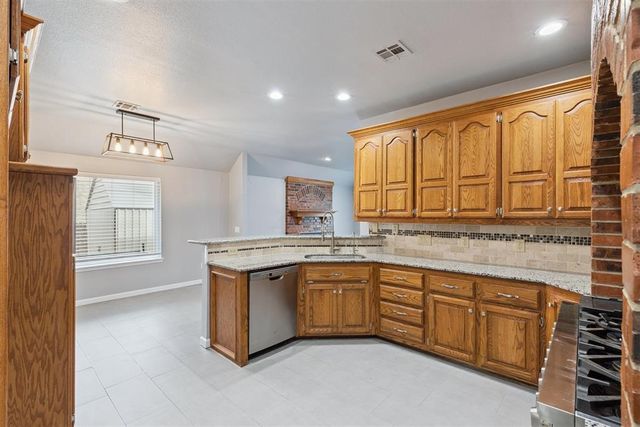 11500 Sheffield Street, Midwest City, OK 73130