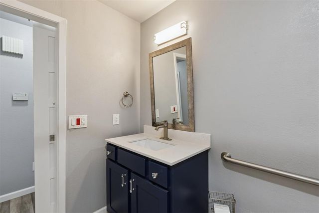 11500 Sheffield Street, Midwest City, OK 73130