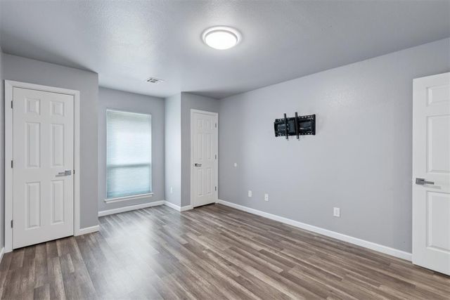 11500 Sheffield Street, Midwest City, OK 73130