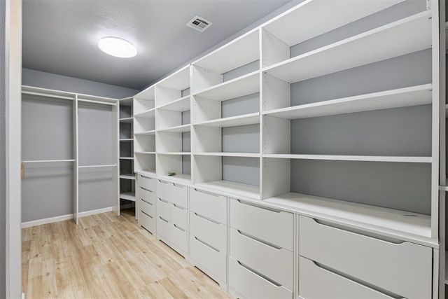 11500 Sheffield Street, Midwest City, OK 73130