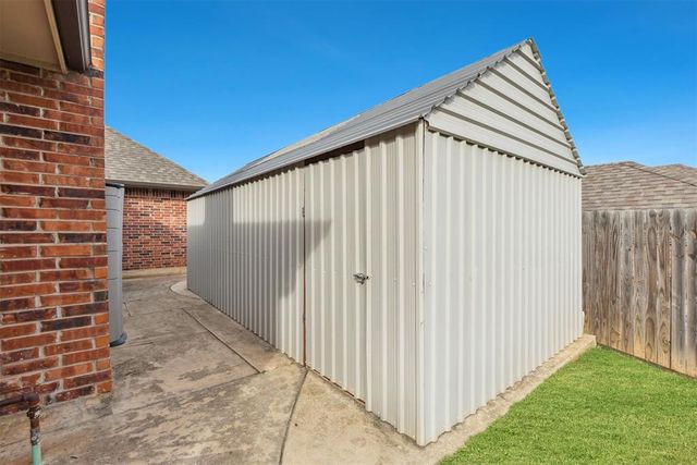 11500 Sheffield Street, Midwest City, OK 73130