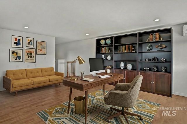 4266 N La Fontana Way, Boise, ID 83702