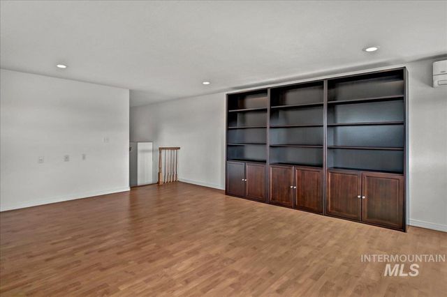 4266 N La Fontana Way, Boise, ID 83702