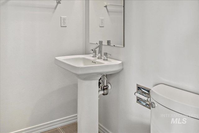 4266 N La Fontana Way, Boise, ID 83702