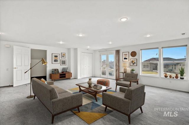 4266 N La Fontana Way, Boise, ID 83702