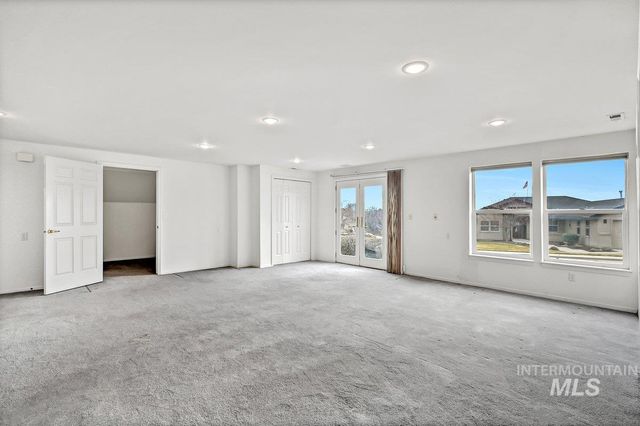 4266 N La Fontana Way, Boise, ID 83702