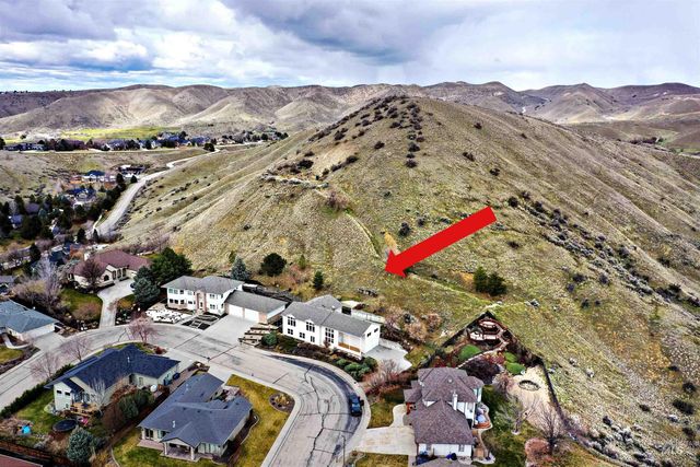 4266 N La Fontana Way, Boise, ID 83702