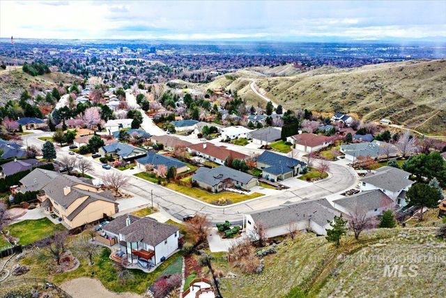 4266 N La Fontana Way, Boise, ID 83702