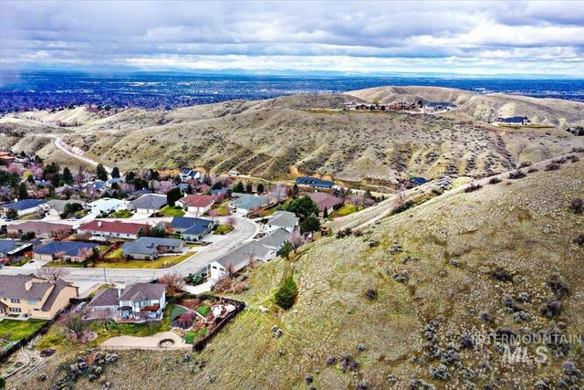 4266 N La Fontana Way, Boise, ID 83702