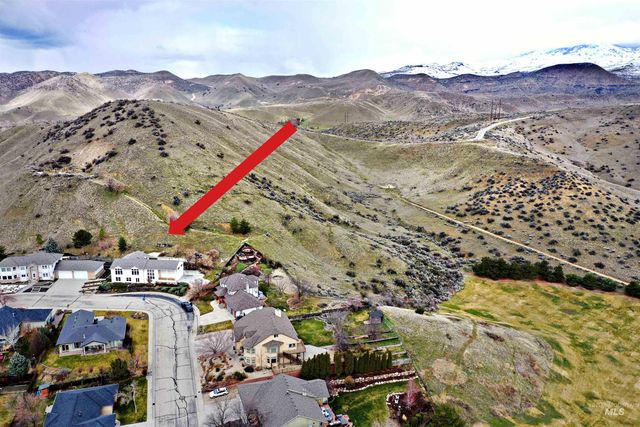 4266 N La Fontana Way, Boise, ID 83702