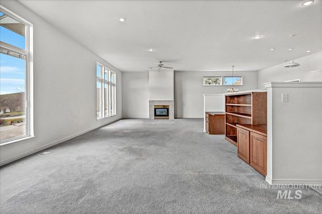 4266 N La Fontana Way, Boise, ID 83702