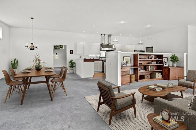 4266 N La Fontana Way, Boise, ID 83702