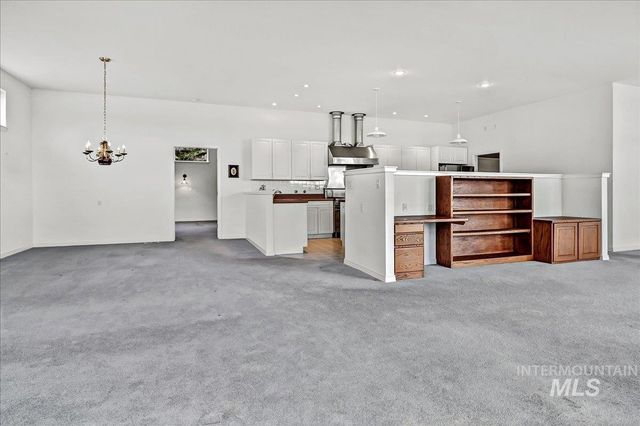 4266 N La Fontana Way, Boise, ID 83702