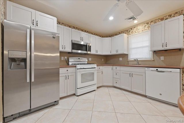1795 Madison Avenue, North Bellmore, NY 11710