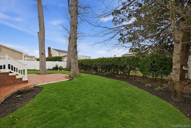 1795 Madison Avenue, North Bellmore, NY 11710