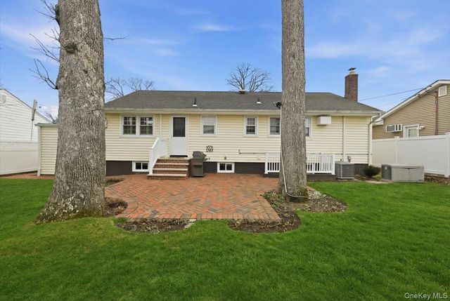 1795 Madison Avenue, North Bellmore, NY 11710