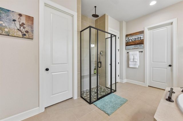 104 Skylark LN, Hutto, TX 78634