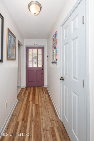 109 Reynolds Circle, Ocean Springs, MS 39564
