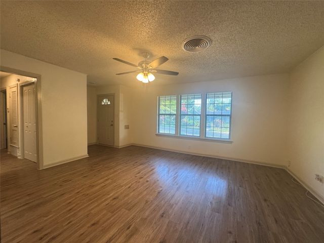 3731 Avenue M, Fort Worth, TX 76105