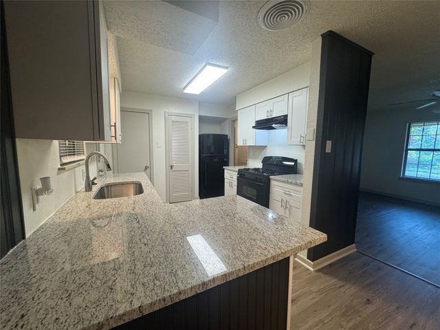 3731 Avenue M, Fort Worth, TX 76105