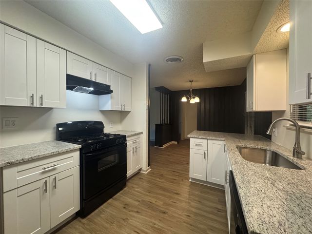 3731 Avenue M, Fort Worth, TX 76105